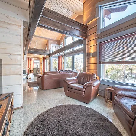 Levillas Kinnastie 33 * Levi