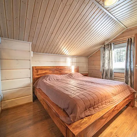 Levillas Kinnastie 33